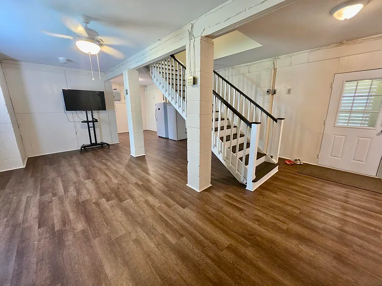 3518 Stockton Dr — Photo 36
