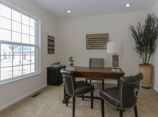 3263 Callie Marie Dr, Grove City, OH 43123