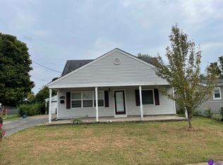 13405 Kinross Blvd, Louisville, KY 40272