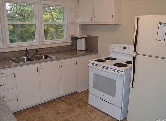 5th image of 321 N Bost St
