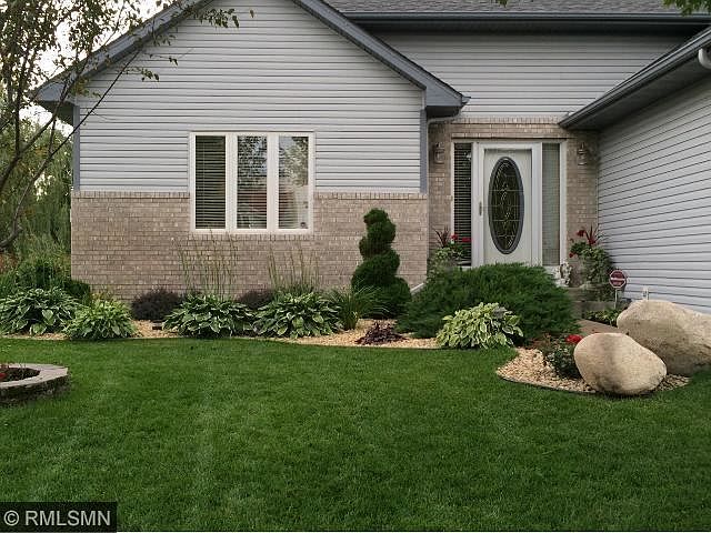 1st image of 10830 Able St NE