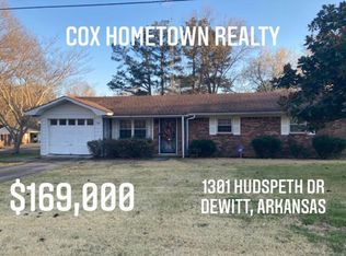 1301 Hudspeth Ave, Dewitt, AR 72042