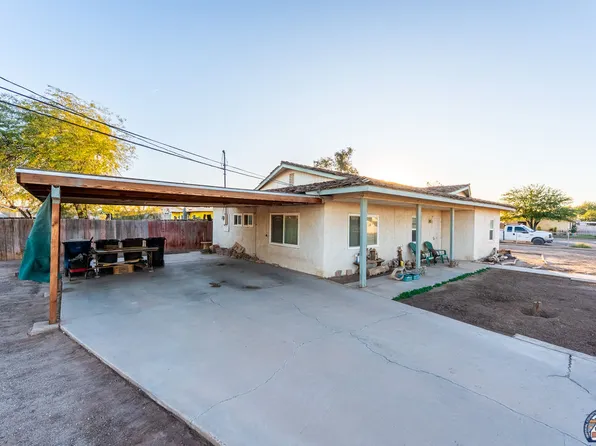 220 W 14th St, Imperial, CA 92251
