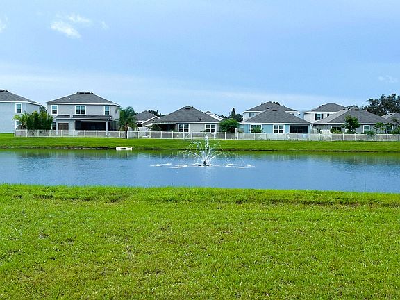 3rd image of 16336 Little Garden Dr