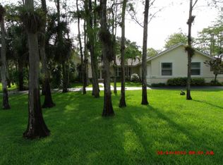 4977 NW 81st Ave, Pompano Beach, FL 33067