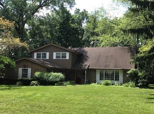 321 Shady Dr, Palatine, IL 60067