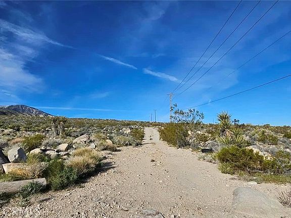 2nd image of 800 Meehleis Rd