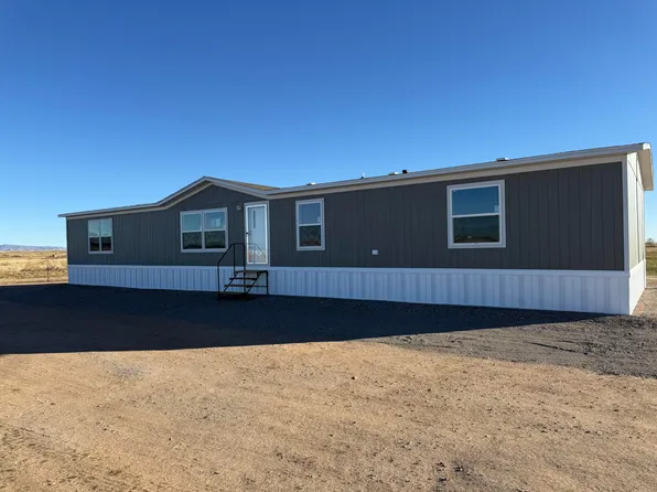 18 J Baldonado Rd, Belen, NM 87002