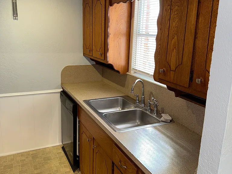 6202 Power Dr — Photo 6