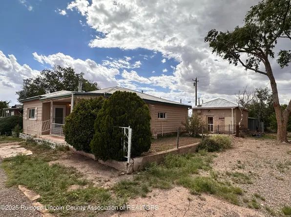 402 Aspen St, Carrizozo, NM 88301