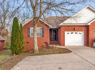 1634 Sulphur Springs Rd, Murfreesboro, TN 37129