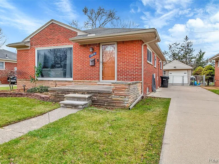 10070 Buckingham Ave — Photo 22