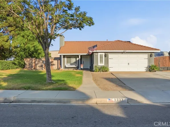 3937 N Dove Tree Ave, Rialto, CA 92377