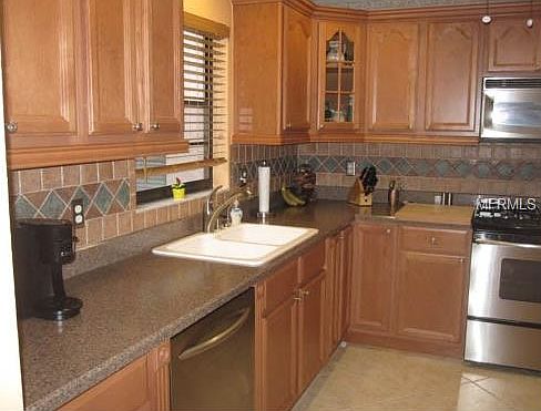 4th image of 5980 80th St N Unit 302