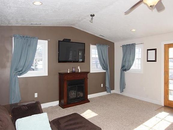 4th image of 5380 Knollwood Dr