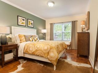 43 Gerry Rd #1WW1, Chestnut Hill, MA 02467