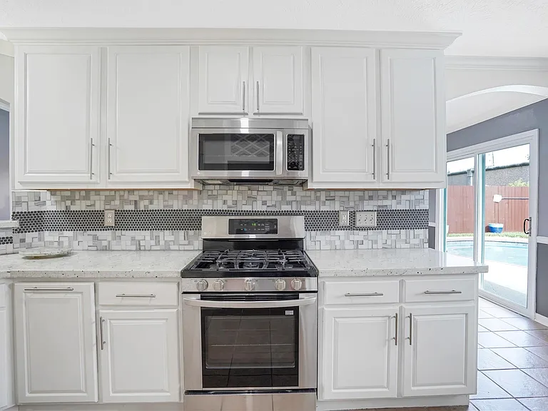 19706 Azalea Valley Dr — Photo 16