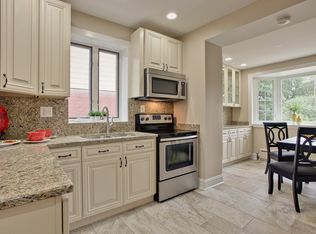 503 Selborne Rd, Riverside, IL 60546