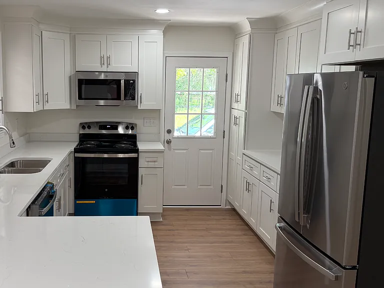 4728 Holbird Dr — Photo 5