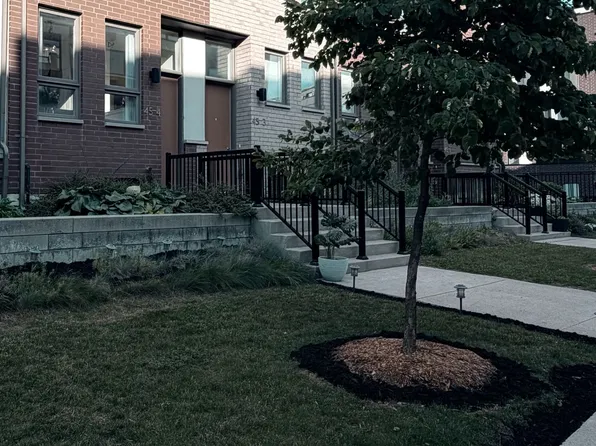 45 Thomas Mulholland Dr Unit 4, Toronto, ON M3K 0A8