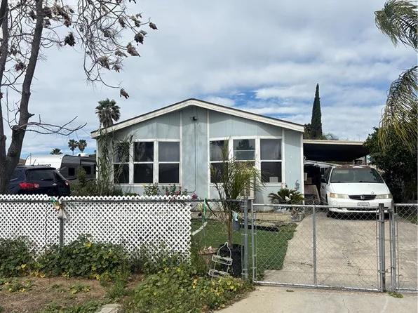 136 San Luis Dr, Perris, CA 92571