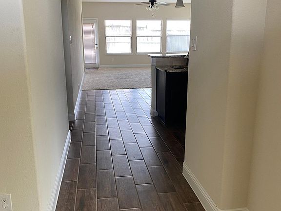 2nd image of 7817 Cottonwood Dr