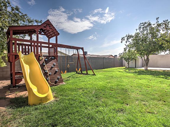 5th image of 3133 E Pueblo Ave