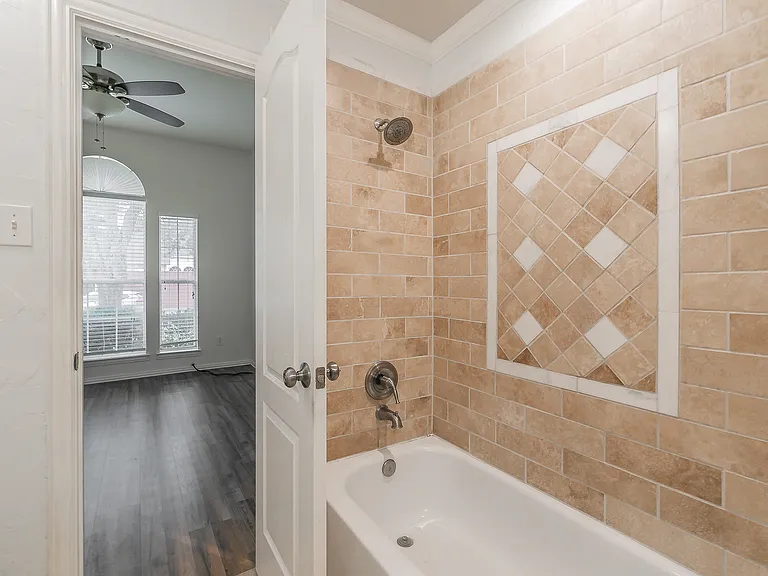 4633 Baldwin Ln — Photo 20