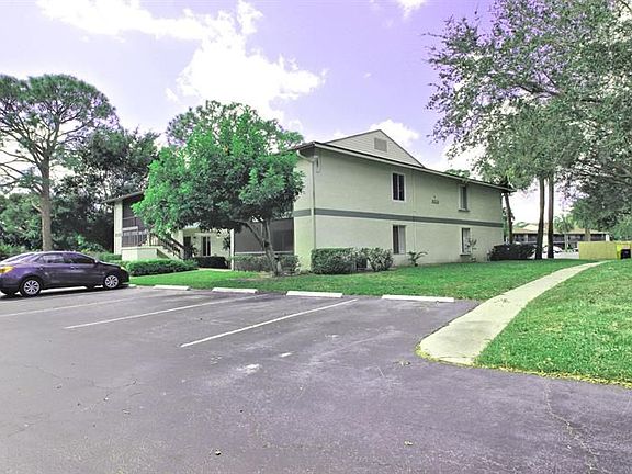 2nd image of 6328 Chasewood Dr APT B
