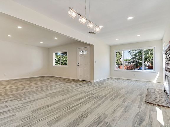3rd image of 7934 Grady Ave