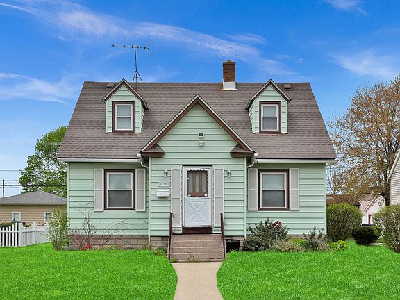 2nd image of 16254 Prairie Ave