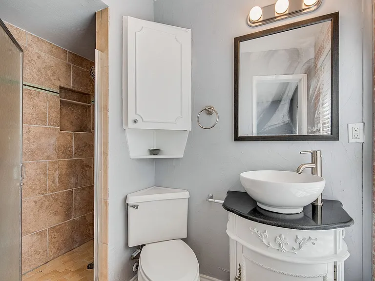 7815 Royal Ln #7815 — Photo 26