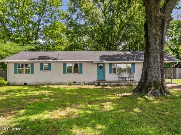 758 Tubbs Rd, Batesville, MS 38606
