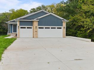 505 NE Madison Ave, Elkhart, IA 50073