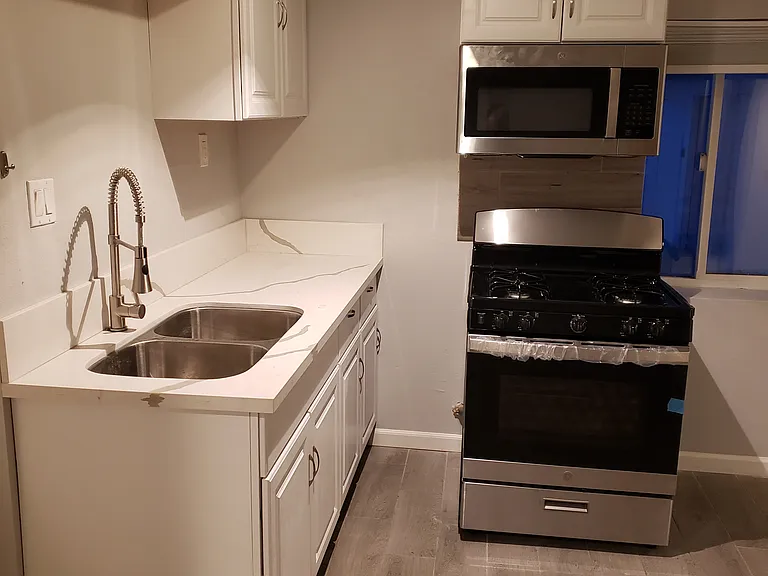 66012 Estrella Ave #7 — Photo 3