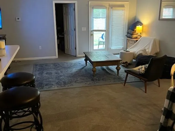 1600 Sturdivant Dr APT 41, Wilmington, NC 28403