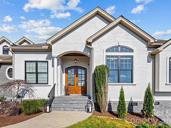 5th image of 54 Mountain Shadows Dr