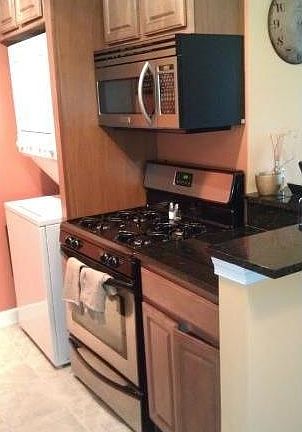 3rd image of 6934 Hawthorne St #6934