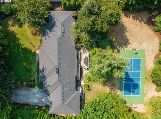 6295 SW Arrow Wood Ln, Portland, OR 97223