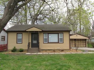 33346 N Lone Rock Rd, Grayslake, IL 60030