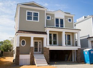 44 N 11th St, Surf City, NJ 08008