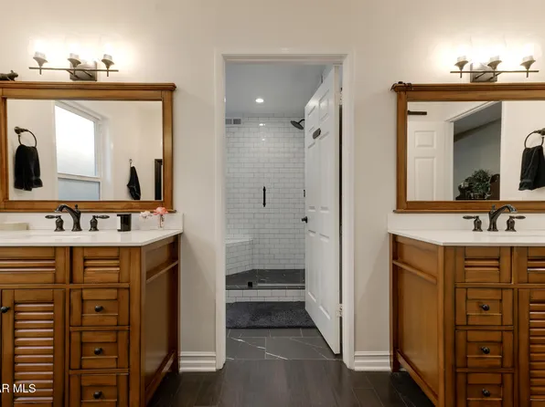 30049 Trail Creek Dr, Agoura Hills, CA 91301