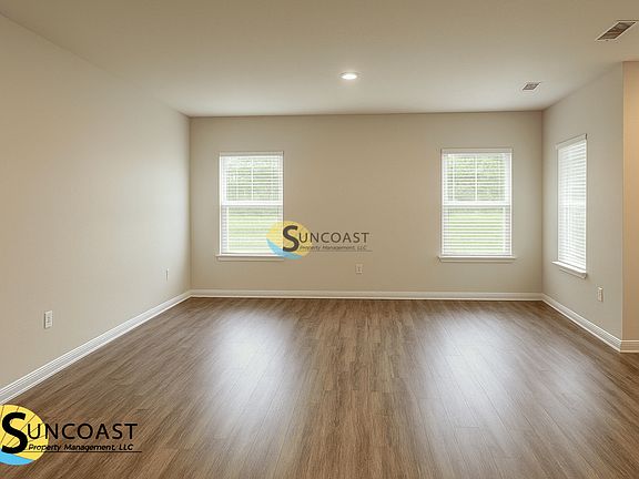 4th image of 8676 Kaye Ln