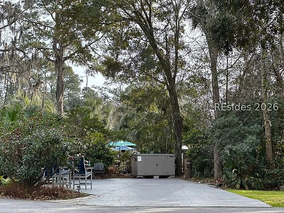 2nd image of 133 Arrow Rd #387