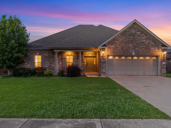1320 E Cadron Gap Rd, Conway, AR 72032