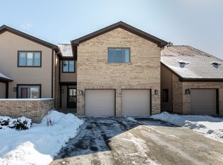 1721 Pebble Beach Ct, Hoffman Estates, IL