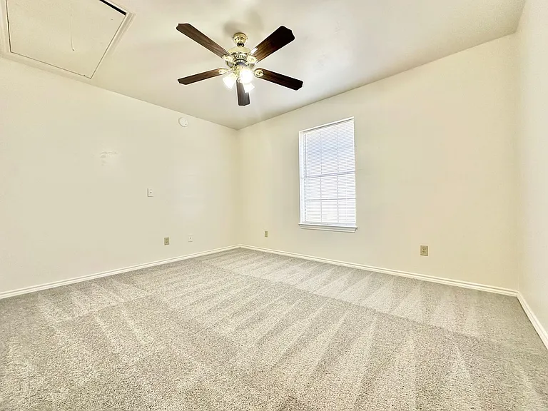 8869 Liberty Rd — Photo 21