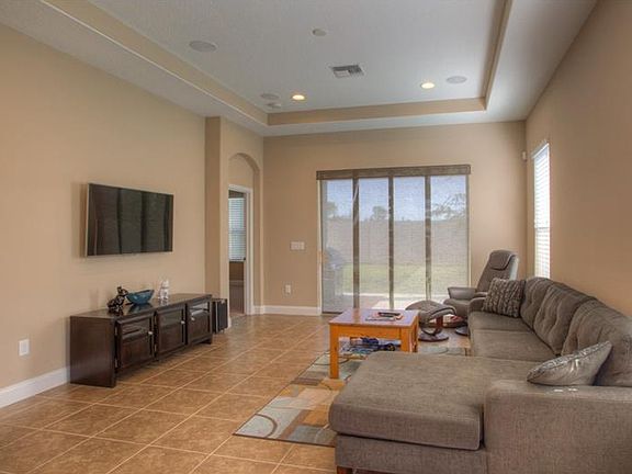 5th image of 20939 Amanda Oak Ct