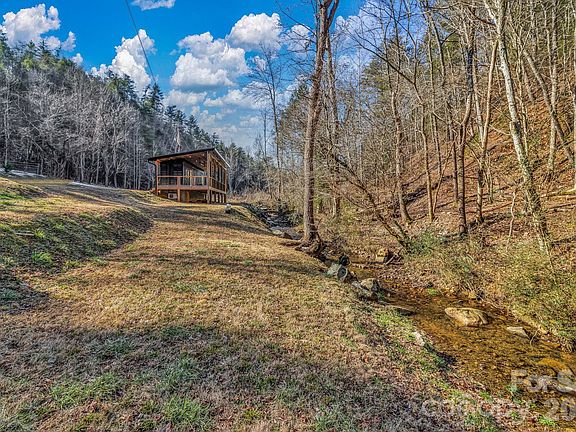 4th image of 1115 Paint Rock Rd