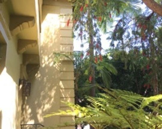 3rd image of 8415 Fountain Ave